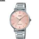Casio Montre pour Femme LTP-VT01D-4B2 Bracelet en Métal Résistant à l'eau Cadran Rose